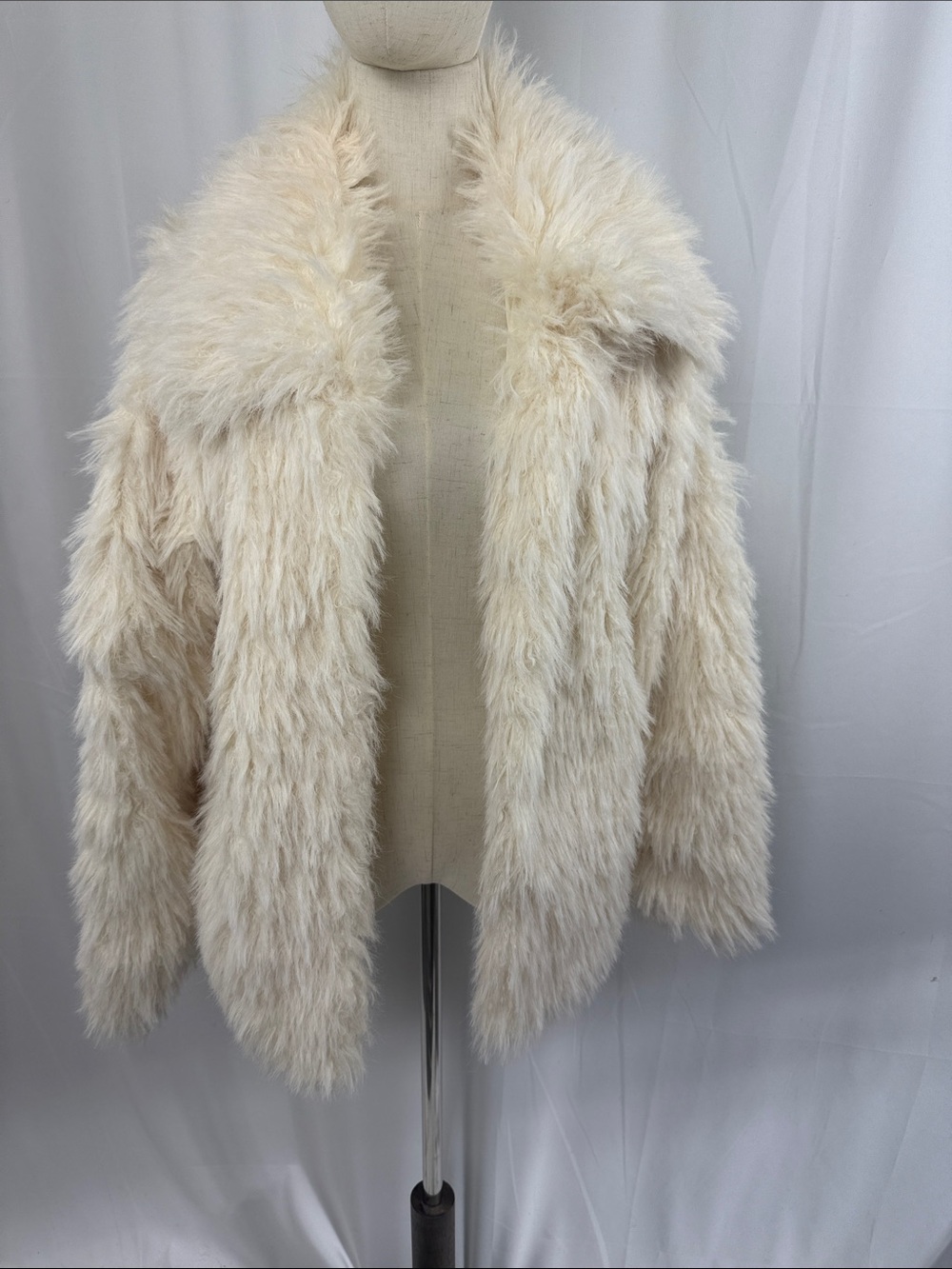 Joyfolie Cream Faux Fur Teddy Jacket